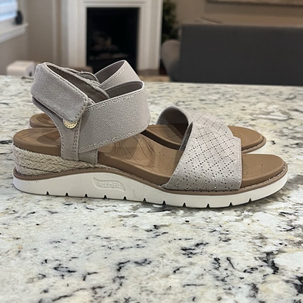Skechers BOBS x Martha Stewart Arch Fit Beach Kiss Wedge Sandals Size 6 Shoes - Picture 2 of 14